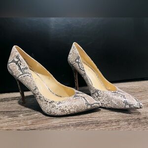 Jessica Simpson Snake Pattern Classic High Heels Pump